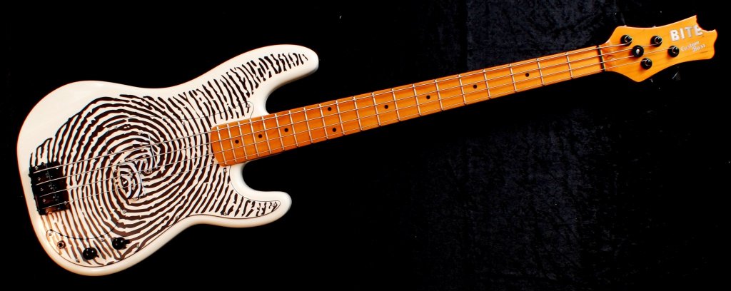 The Really Unique Bass 1